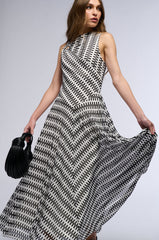 SWEET AND SOPHISTICATED CROCHET MAXI DRESS