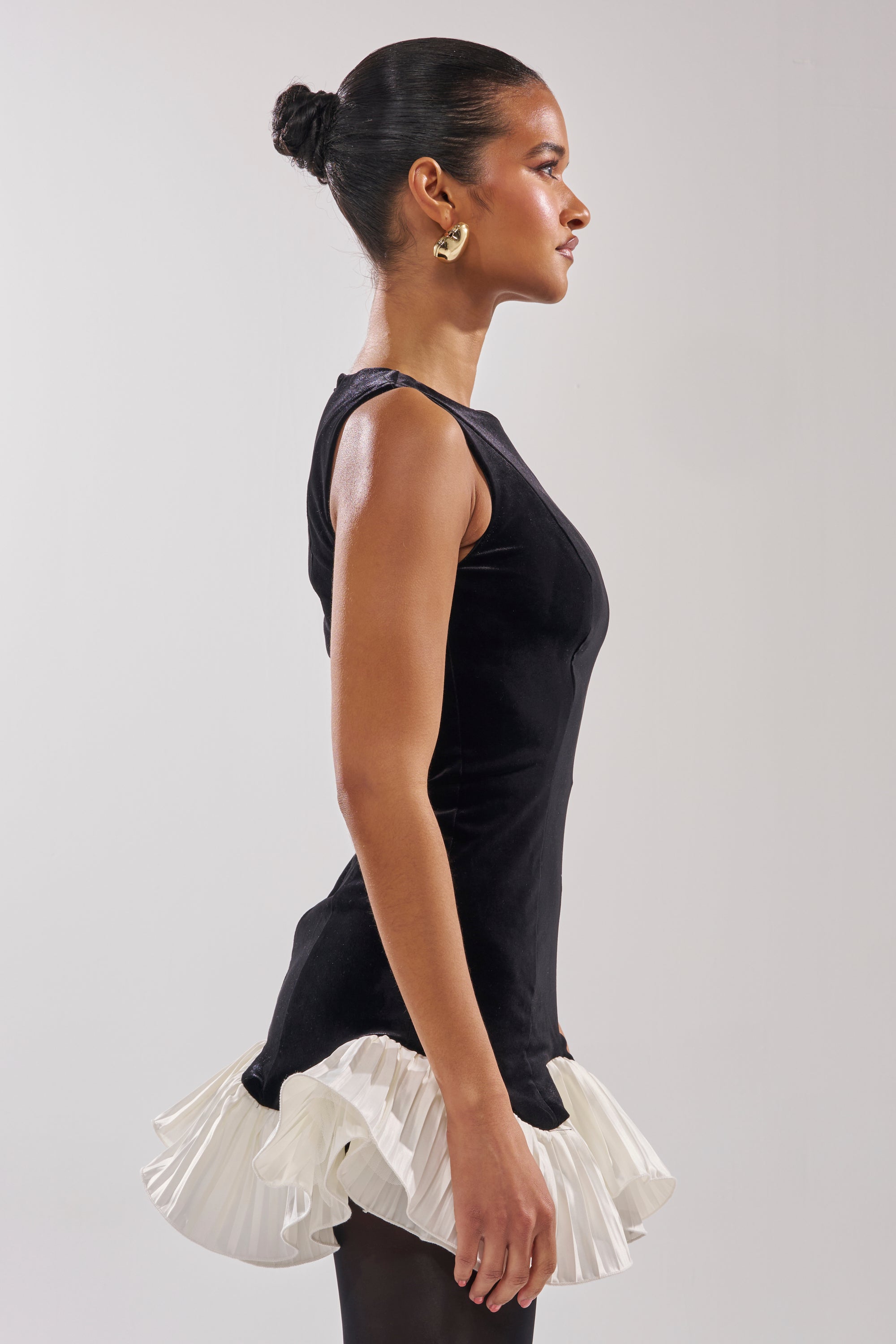 BLACK SWAN VELVET MINI DRESS