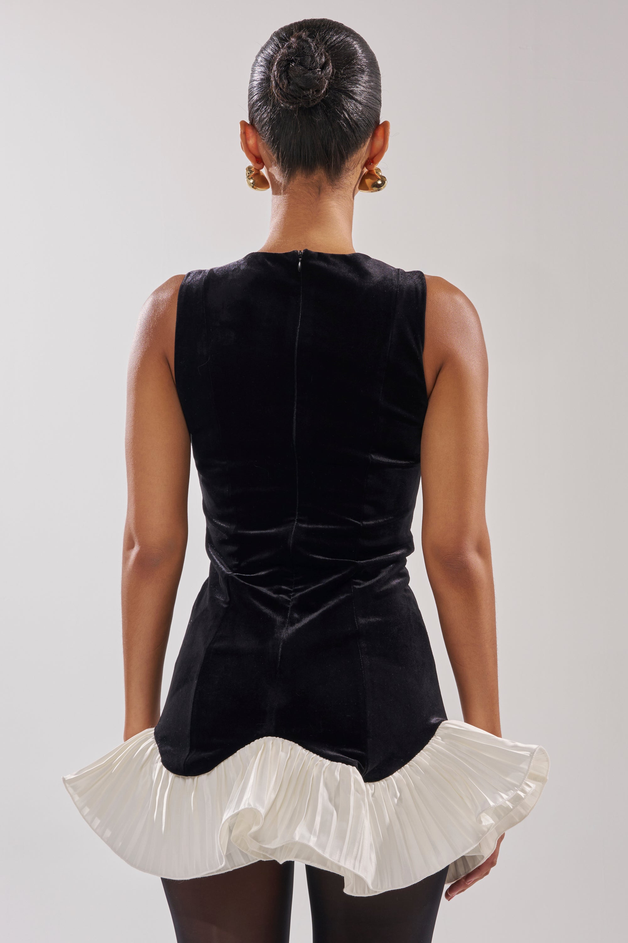 BLACK SWAN VELVET MINI DRESS