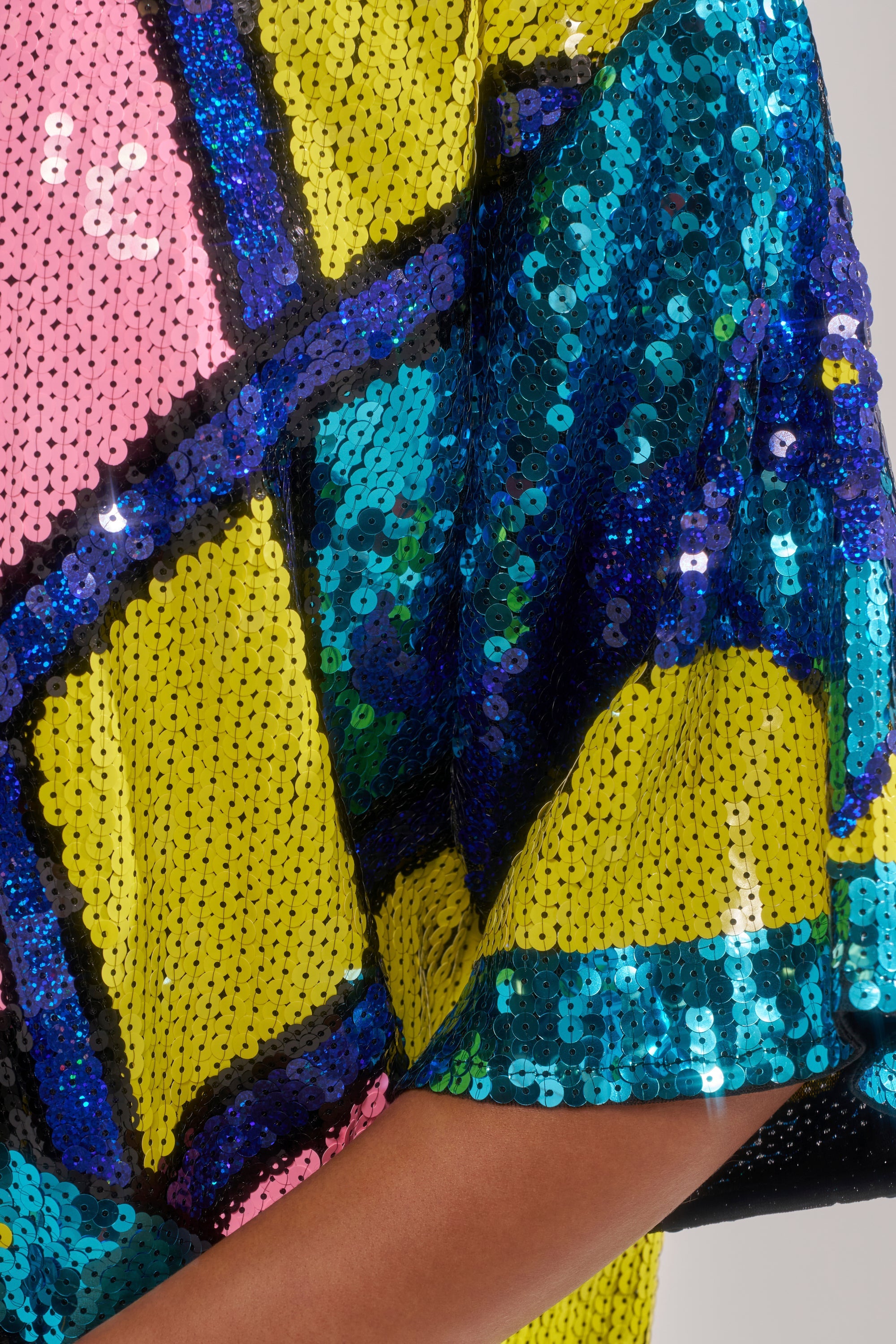QUEEN OF HEARTS SEQUIN TSHIRT DRESS